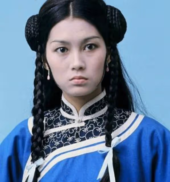 66歲女星高妙思受訪，爆料鄭少秋愛喊她老婆，趙雅芝曾演戲像木頭