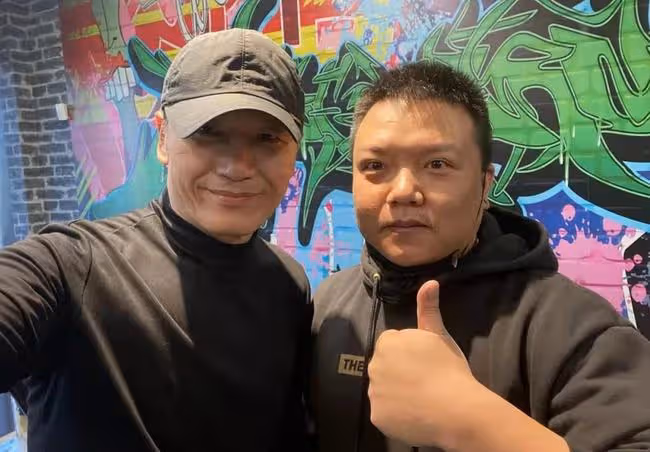 苗僑偉在國外健身房被偶遇,63歲身材仍健碩,半年前出國陪伴子女