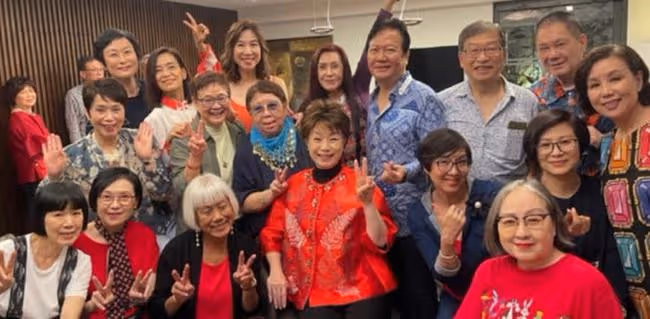 66歲女星高妙思受訪，爆料鄭少秋愛喊她老婆，趙雅芝曾演戲像木頭
