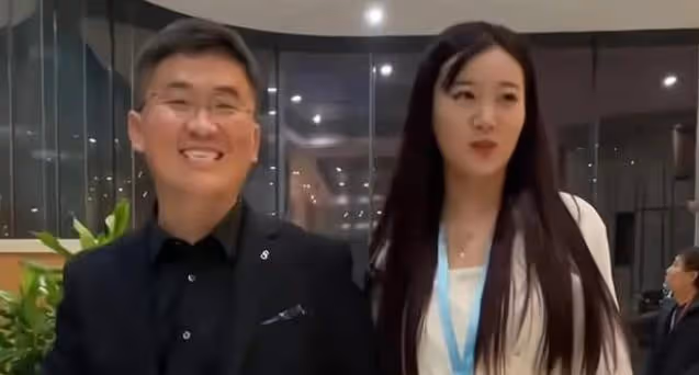 姜濤:叫板郭德綱,38歲時和徒弟小羽毛談戀愛,是劇本還是真愛?