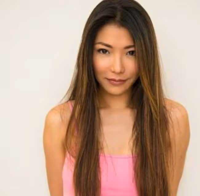 45歲女星宣布離婚！9年前為嫁外國富商背井離鄉，已移居國外生活