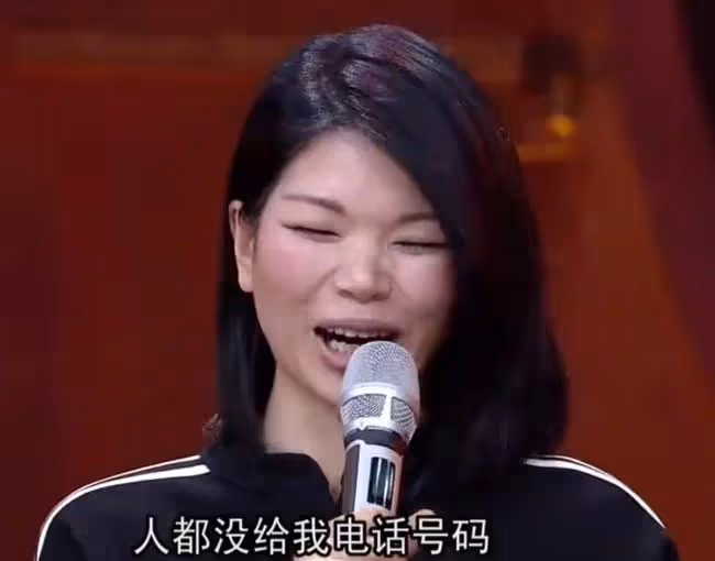 呂燕:農村出身的超模,艱難成名後,最開心的是讓父母住上大房子