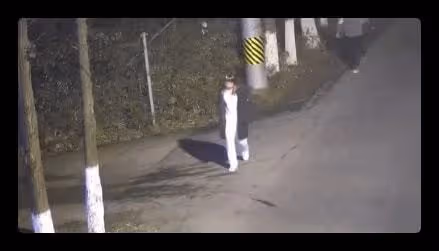 網紅男扮女裝進女浴室直播,被當場抓獲稱想漲粉,遭網友痛批無恥