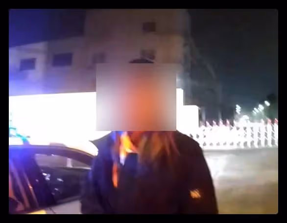 網紅男扮女裝進女浴室直播,被當場抓獲稱想漲粉,遭網友痛批無恥