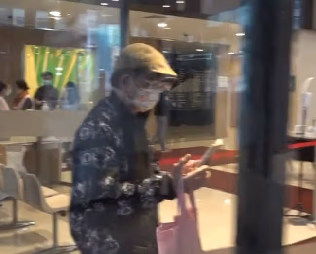 梅艷芳99歲老母被氣到住院,但拒絕見兒子!梅啟明稱有人從中作梗