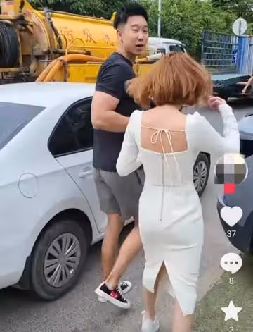聶小雨澄清不雅視頻後首現身!顏值落地太平庸,身旁的帥哥卻搶鏡