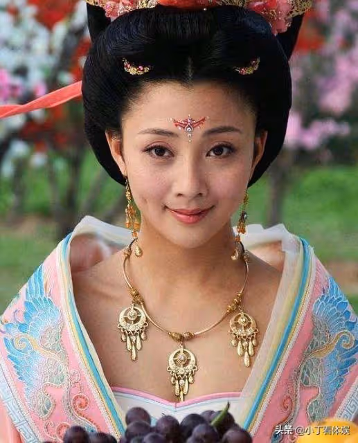 《人世間》主演殷桃:我的5段感情都是失敗的,我為我的演技驕傲