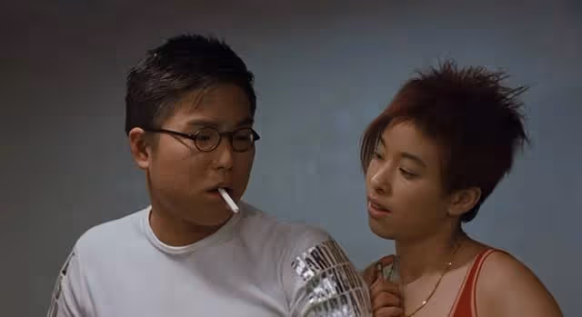 香港知名女星罕見現身!父親突然離世,轉型成地產經紀至今還單身