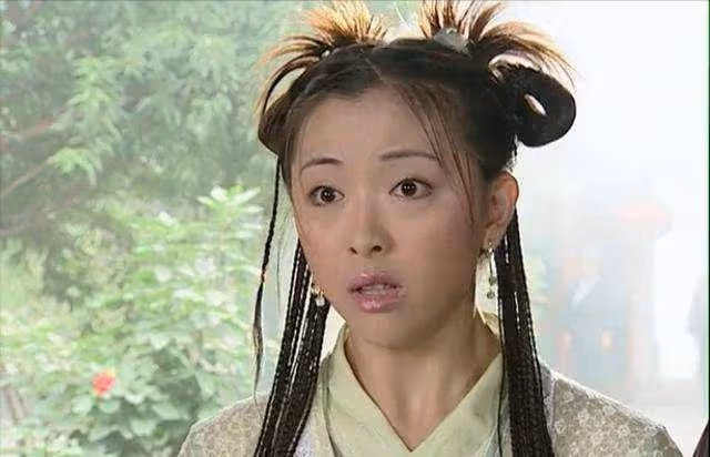 「喬春燕」黃小蕾:5歲父母離婚,21歲闖娛樂圈,如今被寵成公主