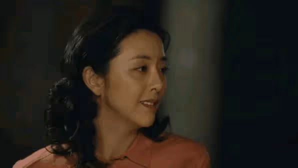 「喬春燕」黃小蕾:5歲父母離婚,21歲闖娛樂圈,如今被寵成公主