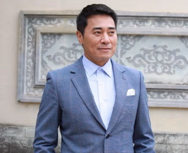 老戲骨歐瑞偉罕談家人,稱23歲女兒長得很醜,只希望她做個普通人