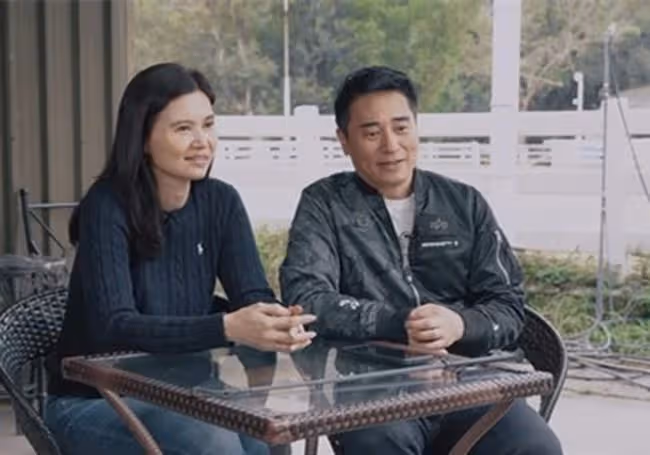 老戲骨歐瑞偉罕談家人,稱23歲女兒長得很醜,只希望她做個普通人