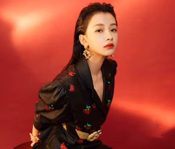 為何孫怡從來不演古裝劇，看到她的古裝造型後，確定不是李沁？