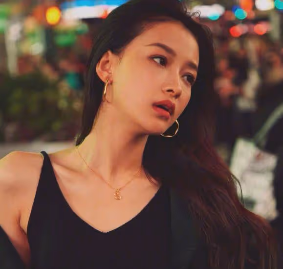 為何孫怡從來不演古裝劇，看到她的古裝造型後，確定不是李沁？