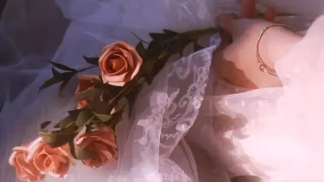 女友害羞矜持,新婚夜卻發現她肚子有疤痕,第二天我選擇離婚