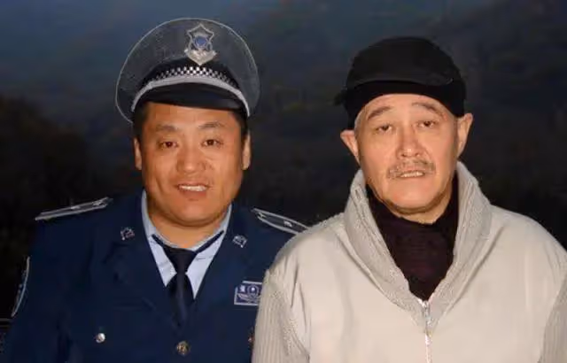 宋曉峰:拜師趙本山成名,將患難妻子寵成寶,活成人生贏家