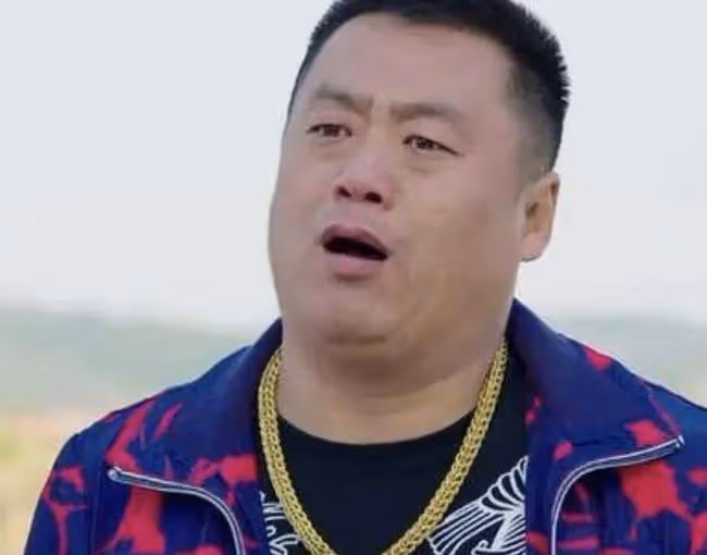 宋曉峰:拜師趙本山成名,將患難妻子寵成寶,活成人生贏家