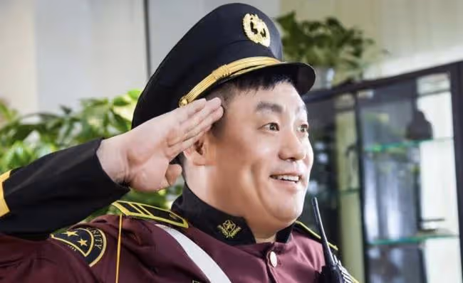 宋曉峰:拜師趙本山成名,將患難妻子寵成寶,活成人生贏家