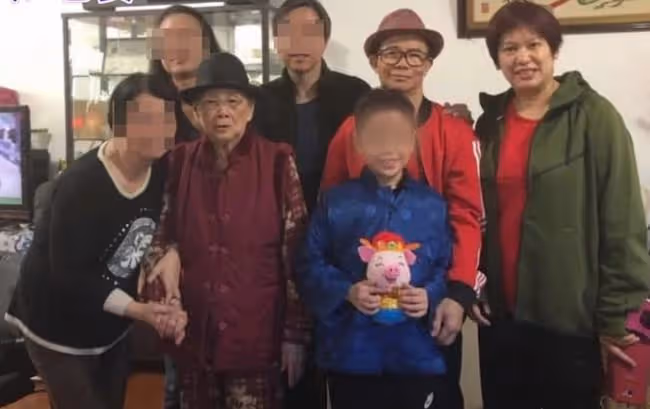 梅艷芳哥哥逼重病老母給錢!被妻子公開證據,梅媽戴鼻氧管很憔悴