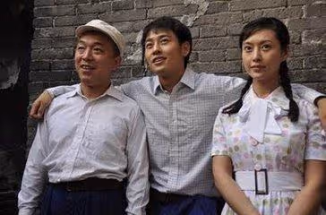 《潛伏》中最帥的演員廖三民,現如今很壯,頭髮很少