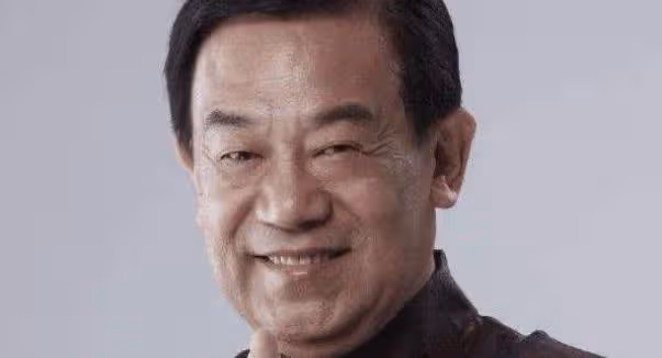 這倆明星竟是父子,難怪長得這麼像,真是虎父無犬子啊!