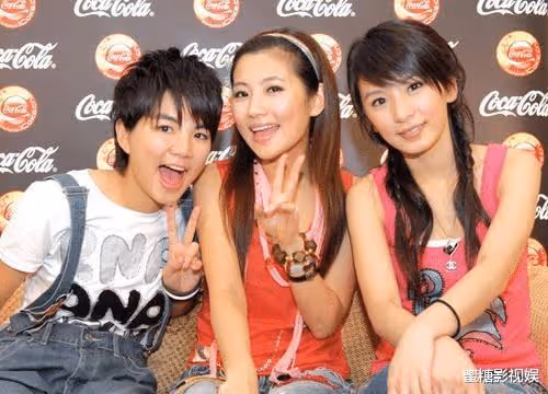 楊穎33歲生日,閨蜜團凌晨送祝福:楊冪曬未公開私照,倪妮曬的照一箭雙鵰