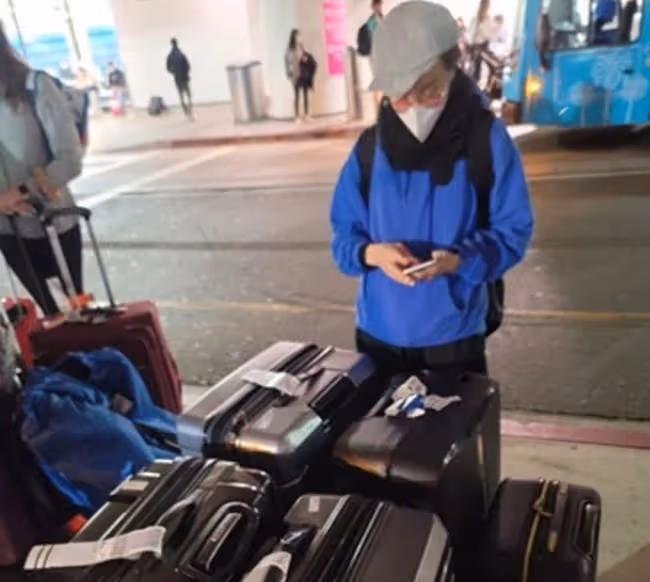 多位明星滯留國外,毛舜筠4度改行程歸期無望,TVB花旦傷透腦筋