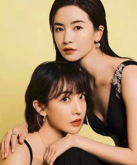李晟夫婦又被疑離婚!女方好友發文信息量大,指責李佳航不辦婚禮