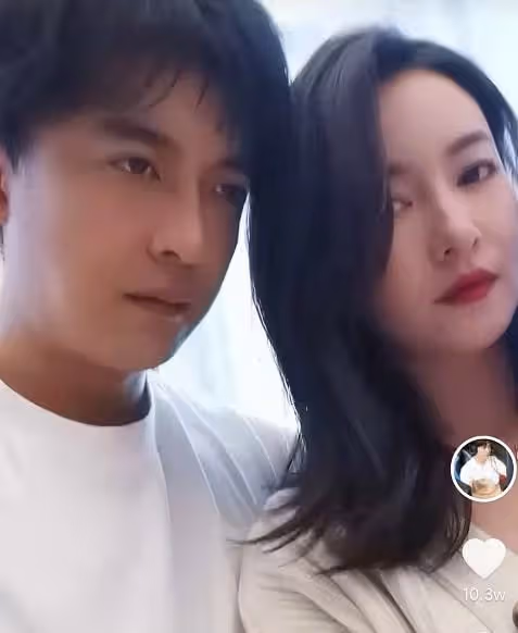 李晟夫婦又被疑離婚!女方好友發文信息量大,指責李佳航不辦婚禮