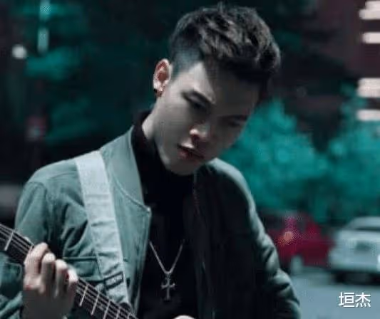 一首歌賺了上億,直播首秀收入3000萬,廣東雨神是如何淪為網紅的