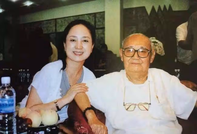張金玲:從演員到畫家,曾是北影之花,甘當多年主婦,離婚後逆襲