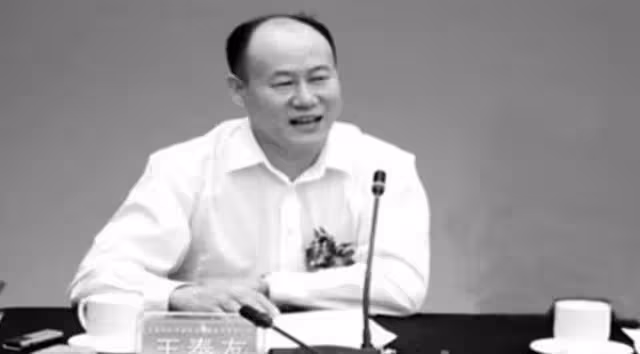 曾經第一神藥騙局:螞蟻變藥背後,趙本山代言咋樣坑了農民血汗錢