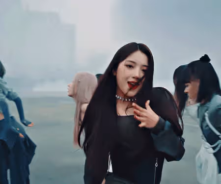 TWICE志效「舉重」事件?後輩師妹再次遭遇;韓素熙全款購買別墅?
