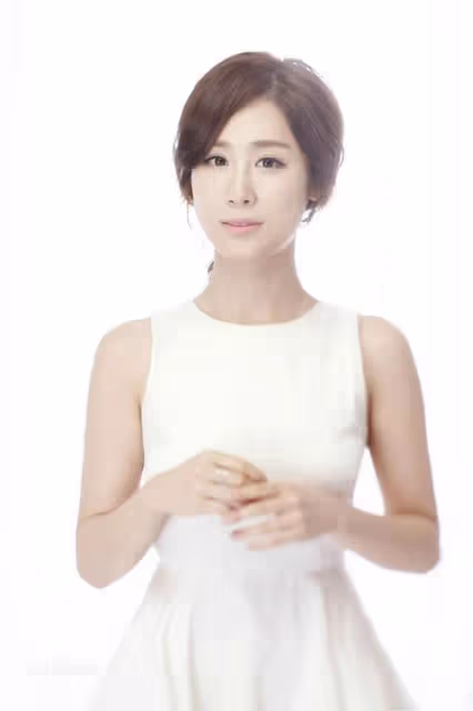 EXO和東方神起都捧不紅她，如今在國內發展如何？