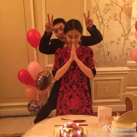 離開黃曉明後,楊穎離婚後的第一個生日尷尬度過,擋不住的冷清