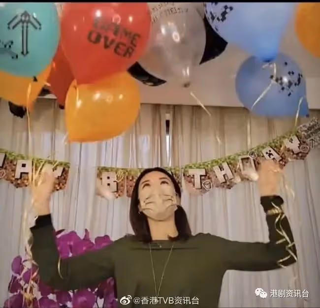 陳茵媺幫二仔舉辦生日會!陳豪為保護家人大合照都戴口罩