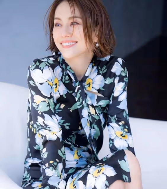 她是收視率女王,豪爽又可愛的國民女優