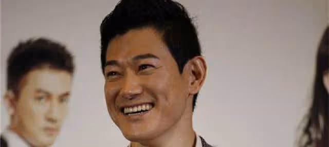矢野浩二:27歲含淚跪別父母來中國發展,女兒加入中國國籍
