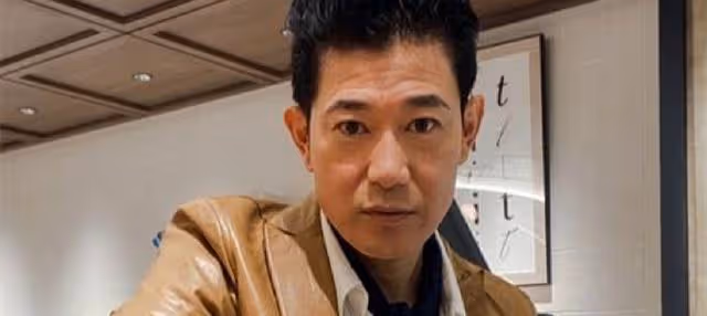 矢野浩二:27歲含淚跪別父母來中國發展,女兒加入中國國籍