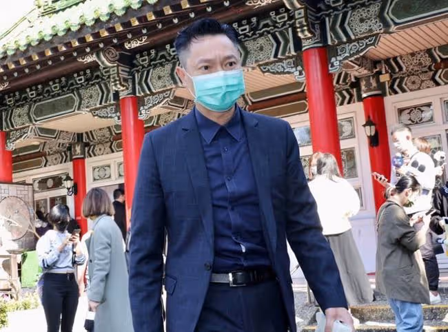 52歲著名導演猝死眾星送別！張宇太悲傷需要人攙扶，多人淚灑當場