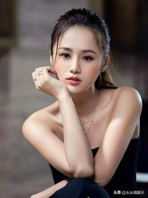 拿你當清純少女,你卻偷偷結了婚的幾位女明星