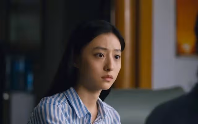 人世間:馮玥生下金髮碧眼的混血兒子,彭心生稱願意當孩子父親