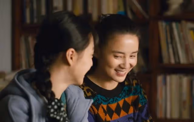 人世間：馮玥生下金髮碧眼的混血兒子，彭心生稱願意當孩子父親