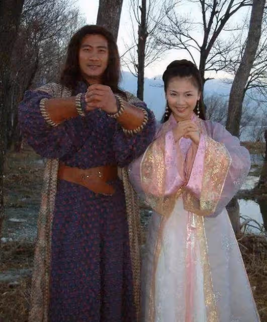 劉濤:救丈夫王珂於水火之中,從闊太到賢妻她到底經歷了什麼?