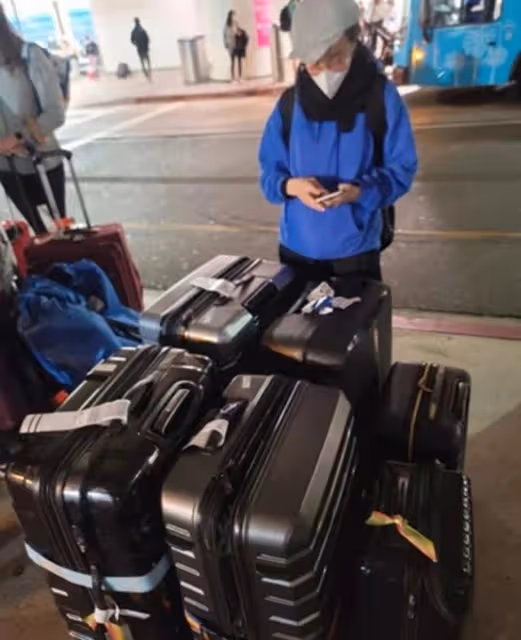 又再滯留海外!知名港星暫飛泰國等航班,曾因未能回港損失幾十萬