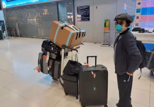 又再滯留海外!知名港星暫飛泰國等航班,曾因未能回港損失幾十萬