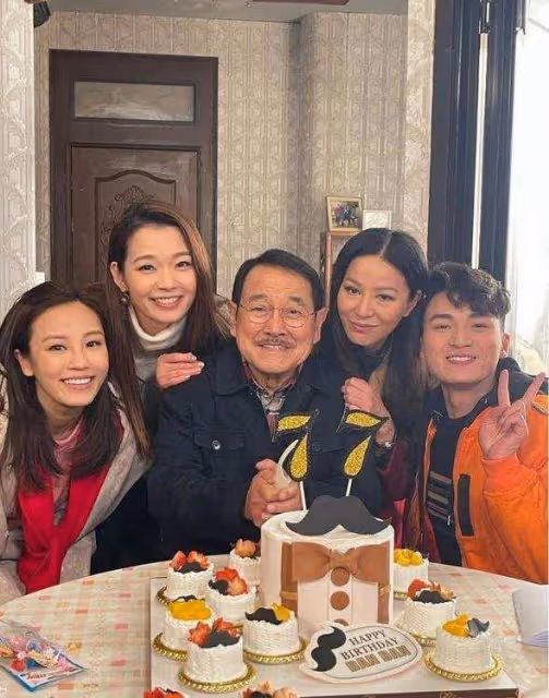 《愛回家》疫下開廠復拍,送水輝與大小姐接到通告,暫未見其他人