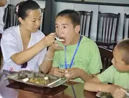 養母領養我25年後逼我嫁給弱智哥哥,報答養育之恩!但男友竟做出令所有人都震驚的決定!讓養母因此死不瞑目...!最後竟