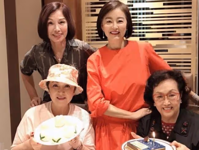 謝賢前妻術後2個月仍沒痊癒,無奈在家休養,搶不到肉靠餘糧度日