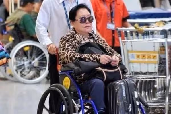 斯琴高娃三婚丈夫癌症去世!臨終時愛妻陪伴在側,兩人婚後未生子